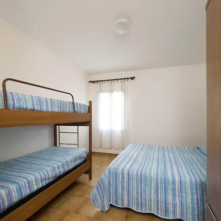 Apartment With Parking Near Center *